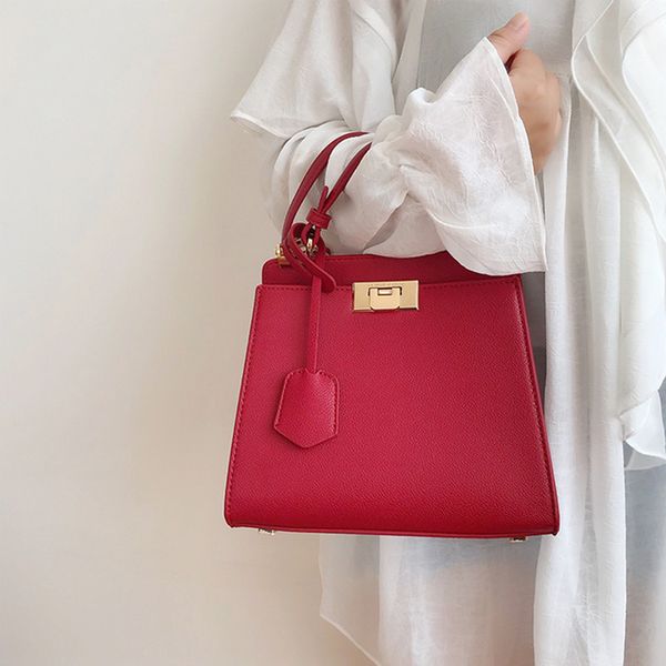 women's of royal leather lady designer bags packed fashion single shoulder bag a7kh
women's of royal leather lady designer bags packed fashion single shoulder bag a7kh