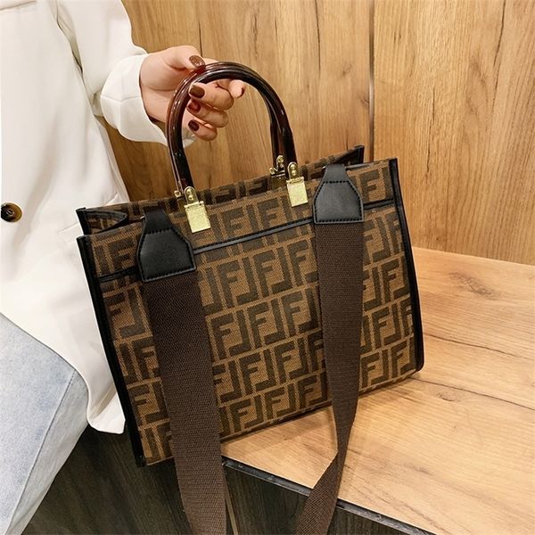 outlet sale 80% off handbag 2022 new fashion canvas women's one shoulder stripe printed tote bag large capacity shopping diagonal cb3x
outlet sale 80% off handbag 2022 new fashion canvas women's one shoulder stripe printed tote bag large capacity shopping diagonal cb3x