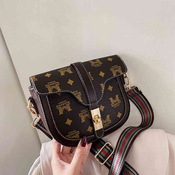2022 latest luggage factory wholesale bag female spring and autumn broadband single shoulder messenger printing saddle bag bags