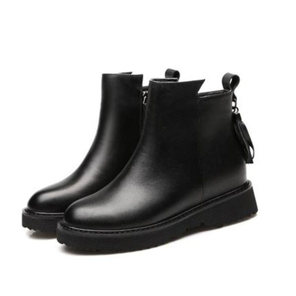 2021new warm winter fashion women ankle boots vintage fringe shoes woman outdoor rain boot ladies flat footwear black
2021new warm winter fashion women ankle boots vintage fringe shoes woman outdoor rain boot ladies flat footwear black