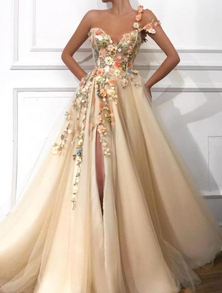 champagne 2020 colorful foral prom gowns sweetheart with spaghetti straps side slit lace applique evening gowns vestidos fiesta, Black
champagne 2020 colorful foral prom gowns sweetheart with spaghetti straps side slit lace applique evening gowns vestidos fiesta, Black