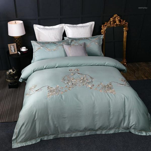 bedding sets luxury golden and silver embroidered duvet cover set 4pcs 60s percale egyptian cotton double bed linen pillow covers1
bedding sets luxury golden and silver embroidered duvet cover set 4pcs 60s percale egyptian cotton double bed linen pillow covers1