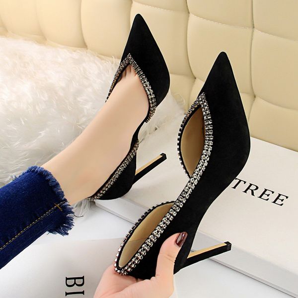 2021 female 20cm high heels crystal glitter bombs lady strass fetish pumps hollow side out black wedding shoes eoqf
2021 female 20cm high heels crystal glitter bombs lady strass fetish pumps hollow side out black wedding shoes eoqf