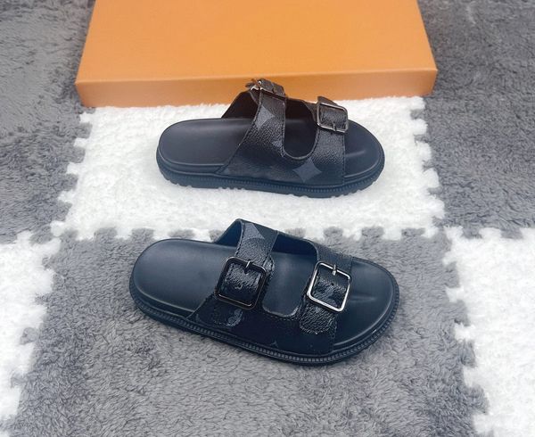luxury brand kids slippers childrens shoes casual non-slip slippers summer printing indoor high-end sandals quality boy girl slipper baby l, Black;grey
luxury brand kids slippers childrens shoes casual non-slip slippers summer printing indoor high-end sandals quality boy girl slipper baby l, Black;grey