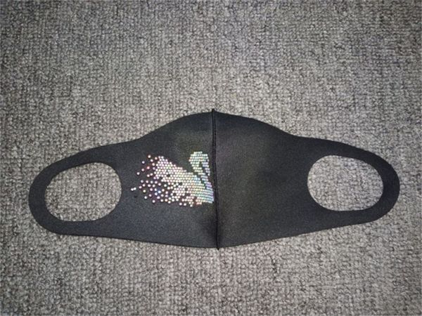 designer us stock face bling rhinestone women masks protective dustproof washable reuseable facemask fashion party mouth mask 10 nr444
designer us stock face bling rhinestone women masks protective dustproof washable reuseable facemask fashion party mouth mask 10 nr444