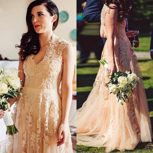 2021 country wedding dresses sleeveless lace applique beaded tulle scalloped v neck sweep train custom made wedding gown robe de mariee, White
2021 country wedding dresses sleeveless lace applique beaded tulle scalloped v neck sweep train custom made wedding gown robe de mariee, White