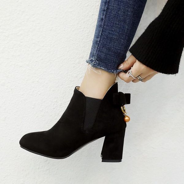boots ymechic black wine red fashion shoes 2021 women butterfly-knot slip on block high heel ankle short winter autumn plus size
boots ymechic black wine red fashion shoes 2021 women butterfly-knot slip on block high heel ankle short winter autumn plus size