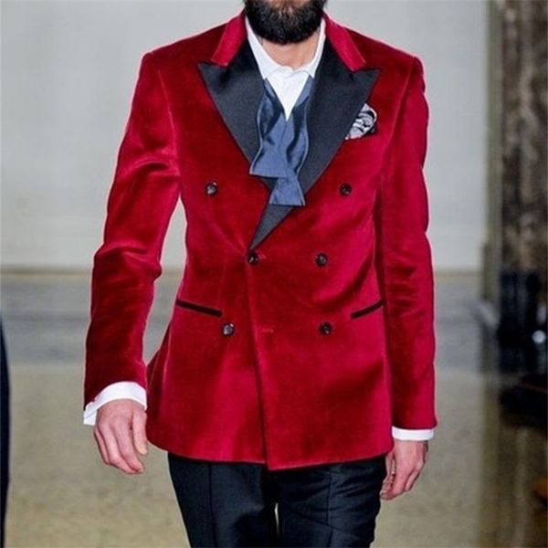 red velvet casual men suits for wedding groomsmen tuxedos tailor made 2 piece prom male set jacket with black pants new fashion 201106, White;black
red velvet casual men suits for wedding groomsmen tuxedos tailor made 2 piece prom male set jacket with black pants new fashion 201106, White;black