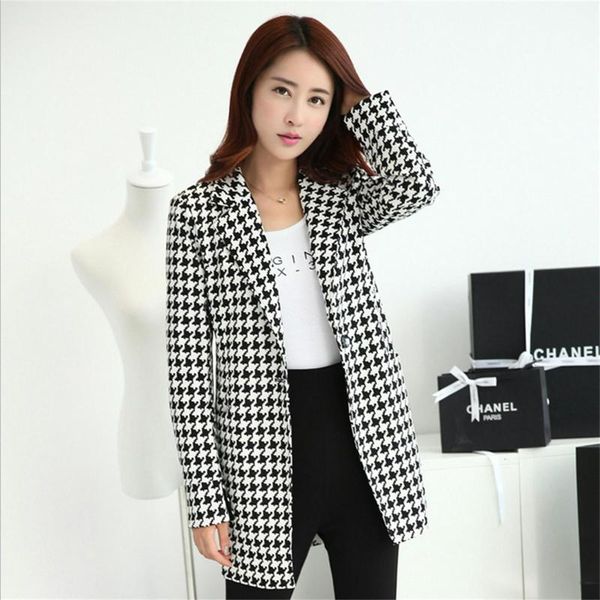 women's suits & blazers fashion casual plaid female spring high-quality lapel business long women blazer coat zise s-xxl, White;black
women's suits & blazers fashion casual plaid female spring high-quality lapel business long women blazer coat zise s-xxl, White;black
