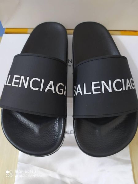 2016 fashion sandals, designer slippers new r luxury slides men's summer rubber sandals, beach slippers, fashionable wear-resistant sli, Black
2016 fashion sandals, designer slippers new r luxury slides men's summer rubber sandals, beach slippers, fashionable wear-resistant sli, Black