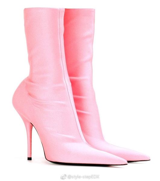 flower printed short boots pointed toe stretch sock boots for women 100mm stiletto heel tight high, Black
flower printed short boots pointed toe stretch sock boots for women 100mm stiletto heel tight high, Black