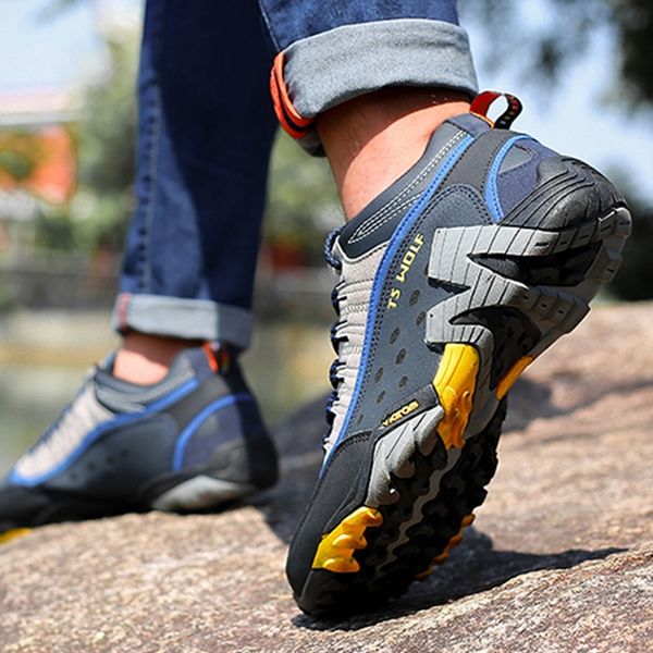 for genuine leather outdoor running sport walking travel shoes brand sneakers men c1212, Black;white
for genuine leather outdoor running sport walking travel shoes brand sneakers men c1212, Black;white