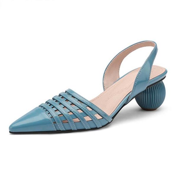 morazora 2020 large 33-43 hollow fashion out female pumps of genuine leather simple ladies will see solid colour casual shoes, Black;brown
morazora 2020 large 33-43 hollow fashion out female pumps of genuine leather simple ladies will see solid colour casual shoes, Black;brown