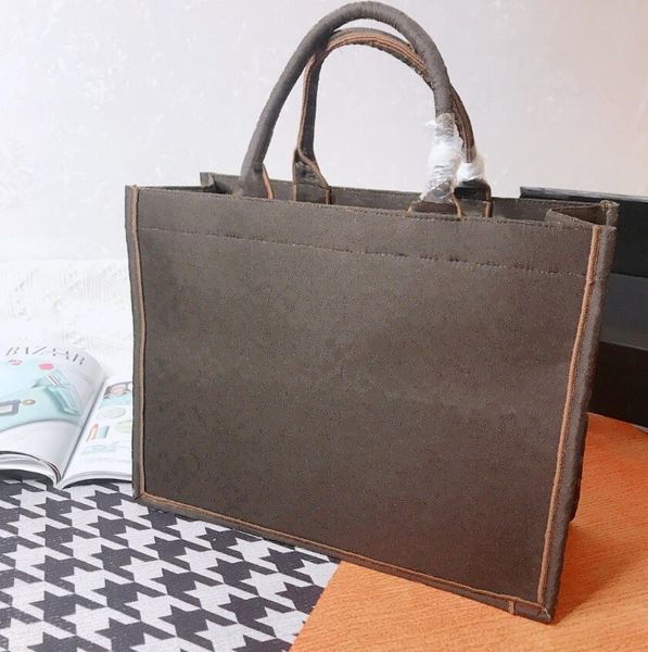 new brand women bags handbag famous designer handbags ladies handbag fashion tote bag women's shop bags backpack ladies should bag
new brand women bags handbag famous designer handbags ladies handbag fashion tote bag women's shop bags backpack ladies should bag