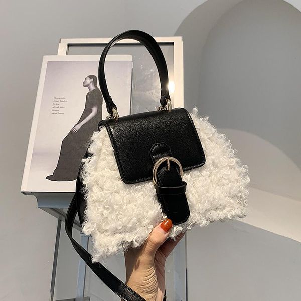2021 faux fur soft crossbody bags 2021 new winter shoulder hand bag lady trending chain handbags and purses
2021 faux fur soft crossbody bags 2021 new winter shoulder hand bag lady trending chain handbags and purses