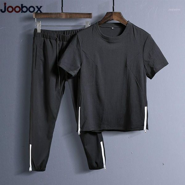 man track suit summer breathable jogger sets men youth casual fashion o-neck solid sweat suits male tracksuit street clothes new1, Gray
man track suit summer breathable jogger sets men youth casual fashion o-neck solid sweat suits male tracksuit street clothes new1, Gray