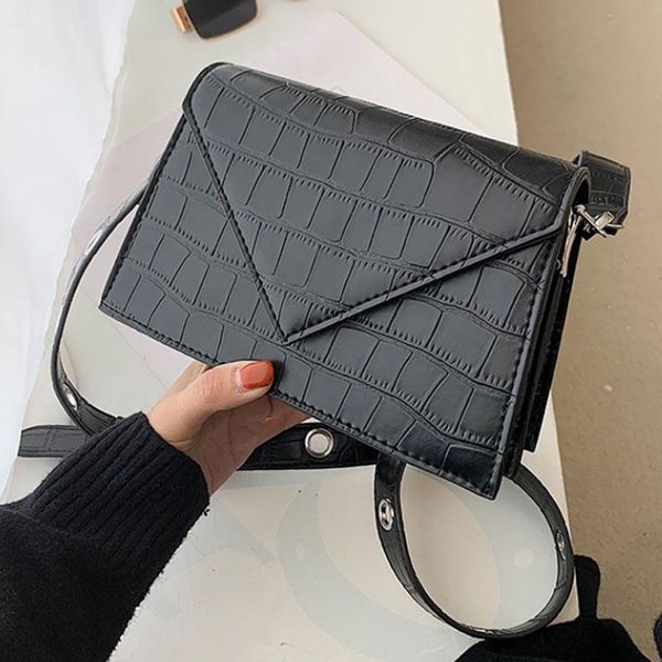 luxury alligator pattern pu leather shoulder bag 2021 winter trending crossbody bags and purses
luxury alligator pattern pu leather shoulder bag 2021 winter trending crossbody bags and purses