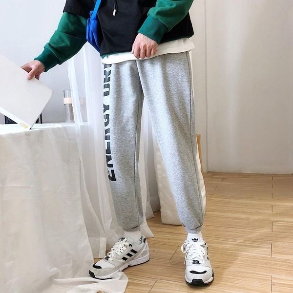 2021 new thin nonfat female elastic waistband jogger pant plus size letter print sports pants alyr, Black;white
2021 new thin nonfat female elastic waistband jogger pant plus size letter print sports pants alyr, Black;white