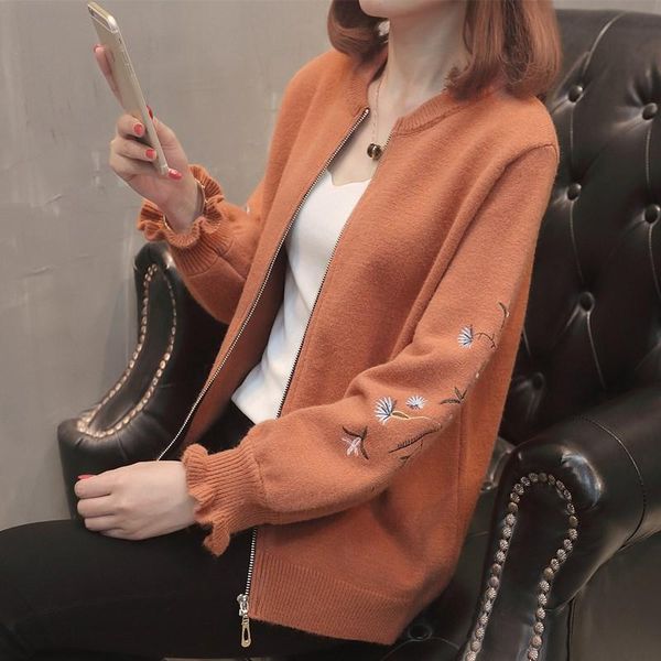 xxl preppy style flower knit cardigans jupper sweater женщины o шея свободные elegaht устарели pull femme распечатать короткое повседневное, Black;brown
xxl preppy style flower knit cardigans jupper sweater женщины o шея свободные elegaht устарели pull femme распечатать короткое повседневное, Black;brown