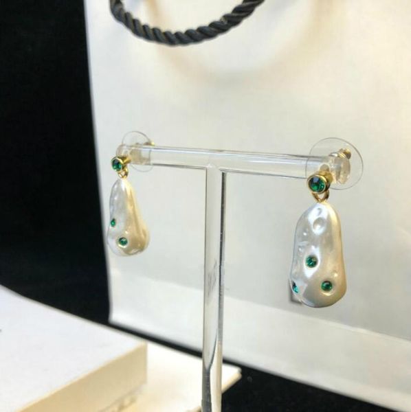 wedding jewelry women earrings irregular green diamond pearl gold stud women banquet jewelry valentine gift1, Golden;silver
wedding jewelry women earrings irregular green diamond pearl gold stud women banquet jewelry valentine gift1, Golden;silver