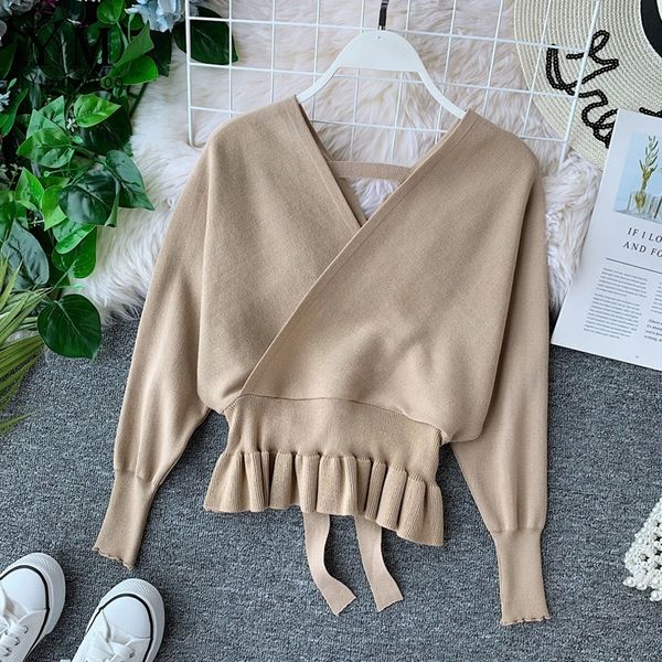 yuoomuoo elegant v neck ruffle sweater women fashion batwing sleeve pullover jumper knitted autumn sweater ladies office sweater y200720, White;black
yuoomuoo elegant v neck ruffle sweater women fashion batwing sleeve pullover jumper knitted autumn sweater ladies office sweater y200720, White;black