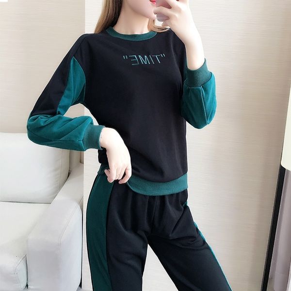 2021 new womens 2 piece of clothing fall/winter female sports korean trend loose casual fashion suit vv4b, White
2021 new womens 2 piece of clothing fall/winter female sports korean trend loose casual fashion suit vv4b, White