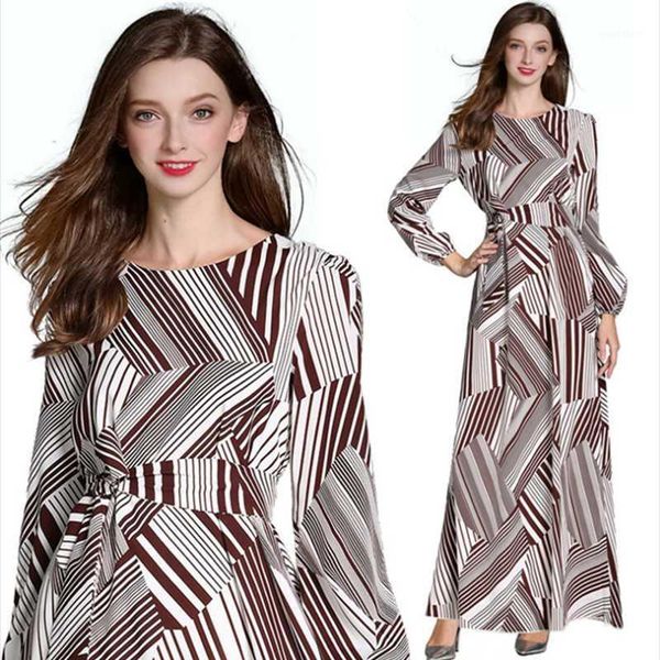muslim woman female national long dress arab middle east abaya robes jilbab kaftan dubai gown fashion new autumn winter matching1, Red
muslim woman female national long dress arab middle east abaya robes jilbab kaftan dubai gown fashion new autumn winter matching1, Red