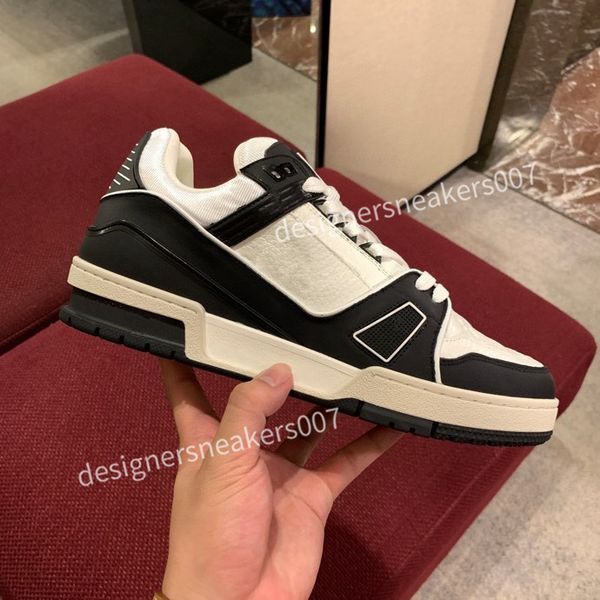 2021the new womancasual shoes suede fashion oversize sneakers leather shoes leather shoes increase men and women size oly200621, Black
2021the new womancasual shoes suede fashion oversize sneakers leather shoes leather shoes increase men and women size oly200621, Black