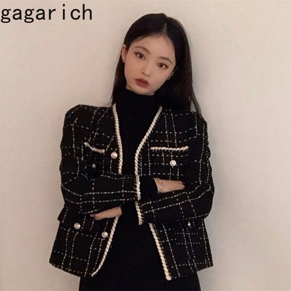 gagarich women short blazer korean style chic retro contrasting v-neck pearl buckle embellished loose elegant ladies suit lj201212, White;black
gagarich women short blazer korean style chic retro contrasting v-neck pearl buckle embellished loose elegant ladies suit lj201212, White;black