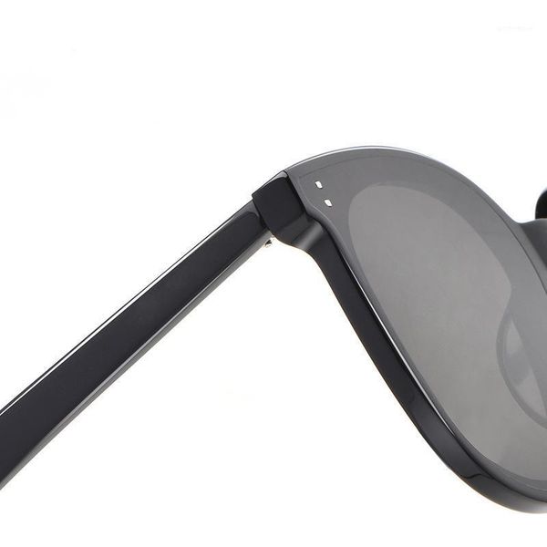 sunglasses polarized retro plate net red trend men and women anti-uv glasses myopia 0091, White;black
sunglasses polarized retro plate net red trend men and women anti-uv glasses myopia 0091, White;black