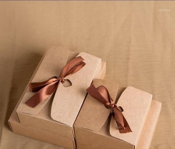 gift wrap 30pcs/lot large box packaging paper with ribbon black kraft big doll boxes1
gift wrap 30pcs/lot large box packaging paper with ribbon black kraft big doll boxes1