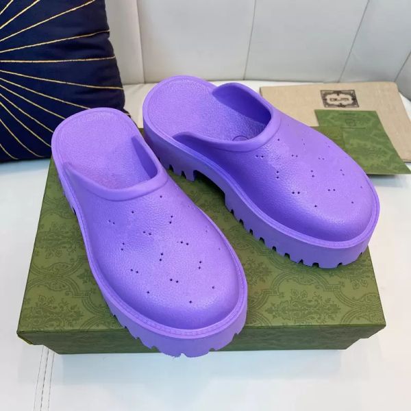 fashion men and women hollow slippers sandals designer thick bottom non-slip sandals leisure indoor non-slip outdoor beach flat belt box 35-, Black
fashion men and women hollow slippers sandals designer thick bottom non-slip sandals leisure indoor non-slip outdoor beach flat belt box 35-, Black