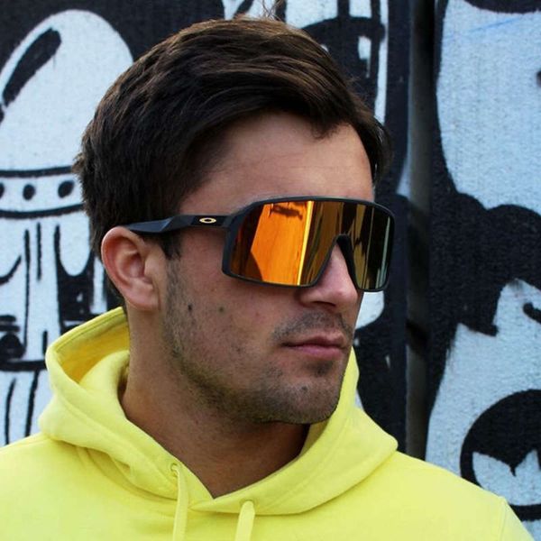 sports, bicycles, cycling running glasses, outdoor sun sunglasses, mountain bikes, professional color changing cycling polarizers, White;black
sports, bicycles, cycling running glasses, outdoor sun sunglasses, mountain bikes, professional color changing cycling polarizers, White;black