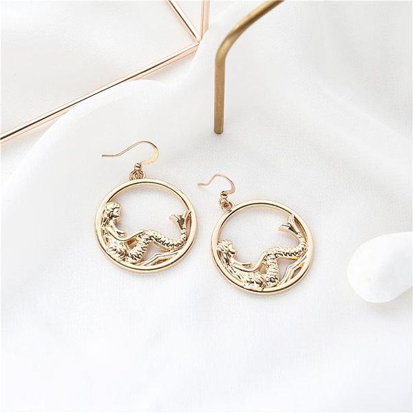 stud mermaid style earrings temperament simple large circle exaggerated girls accessories, Golden;silver
stud mermaid style earrings temperament simple large circle exaggerated girls accessories, Golden;silver