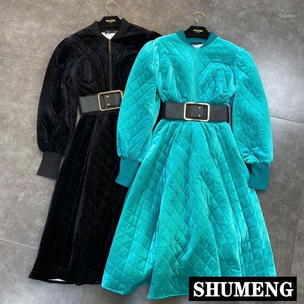 casual dresses 2021 winter women fashion stand collar long sleeve plaid high waist a-line dress slim lady's velvet dress1, Black;gray
casual dresses 2021 winter women fashion stand collar long sleeve plaid high waist a-line dress slim lady's velvet dress1, Black;gray