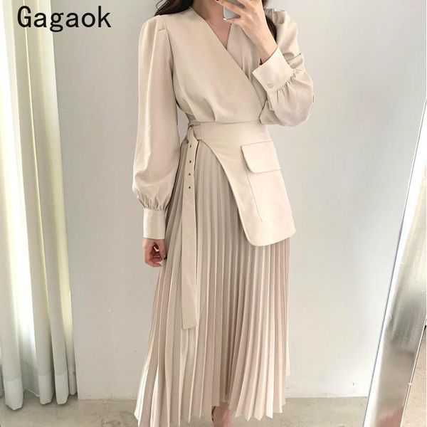 casual dresses gagaok women fake two dress 2021 spring autumn solid a-line v-neck midi korean simple chic fashion wild vestidos, Black;gray
casual dresses gagaok women fake two dress 2021 spring autumn solid a-line v-neck midi korean simple chic fashion wild vestidos, Black;gray