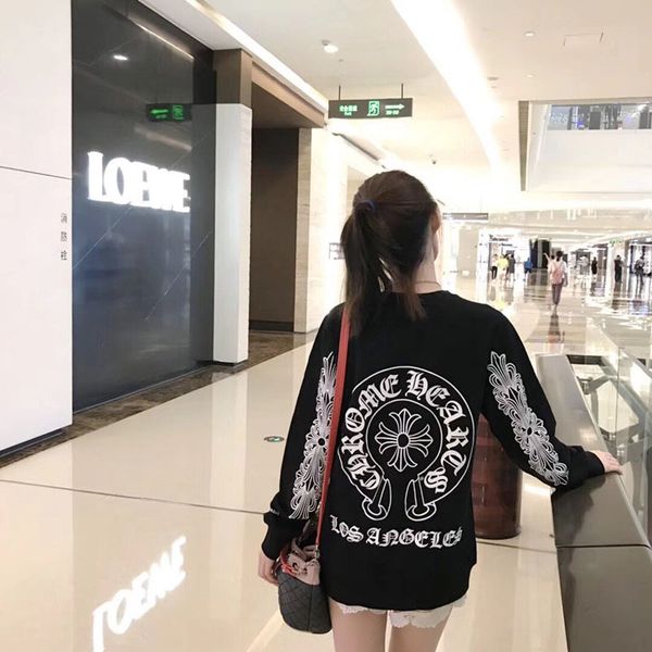 19s crisin с длинным рукавом свитер ch phantom cross big horseshoe print ins super repo top mens и женские пальто, Black
19s crisin с длинным рукавом свитер ch phantom cross big horseshoe print ins super repo top mens и женские пальто, Black