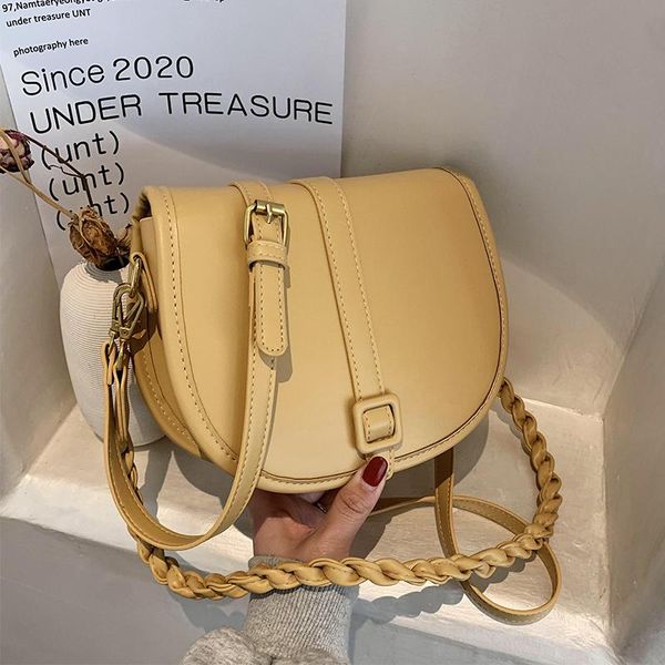 weave shoulder strap 2021 fashion new quality pu leather women's designer handbag solid color shoulder messenger bag
weave shoulder strap 2021 fashion new quality pu leather women's designer handbag solid color shoulder messenger bag