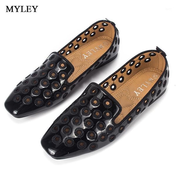 myley black/pink breathable hollow out patent leather flats women boat shoes casual flat low heel shoes for women1
myley black/pink breathable hollow out patent leather flats women boat shoes casual flat low heel shoes for women1