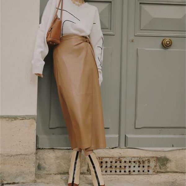 women skirt fall winter rabbit ear bow tie wrap long skirt t200324, Black
women skirt fall winter rabbit ear bow tie wrap long skirt t200324, Black