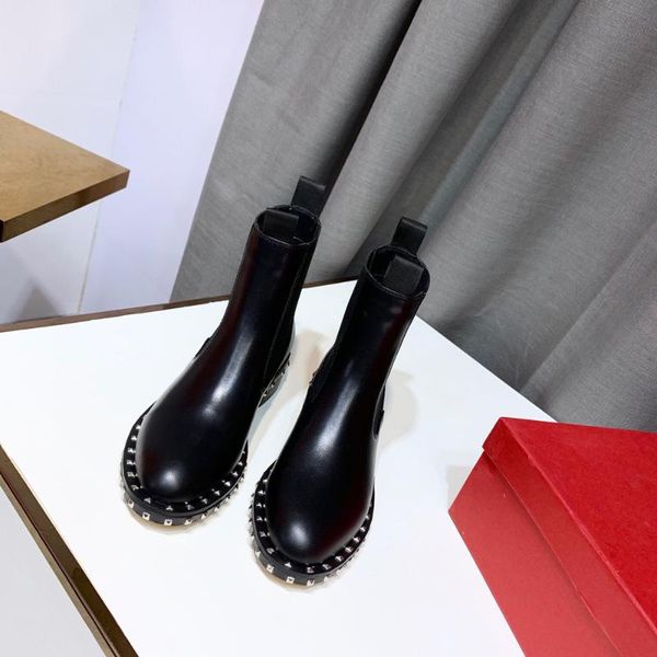 boots plus size 35-41 women's winter ankle flats genuine leather contracted design, Black
boots plus size 35-41 women's winter ankle flats genuine leather contracted design, Black