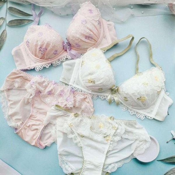 bras sets sweet underwire lingerie girl low heart water-soluble embroidery exquisite deep v bra set comfortable gathering thin underwear, Red;black
bras sets sweet underwire lingerie girl low heart water-soluble embroidery exquisite deep v bra set comfortable gathering thin underwear, Red;black