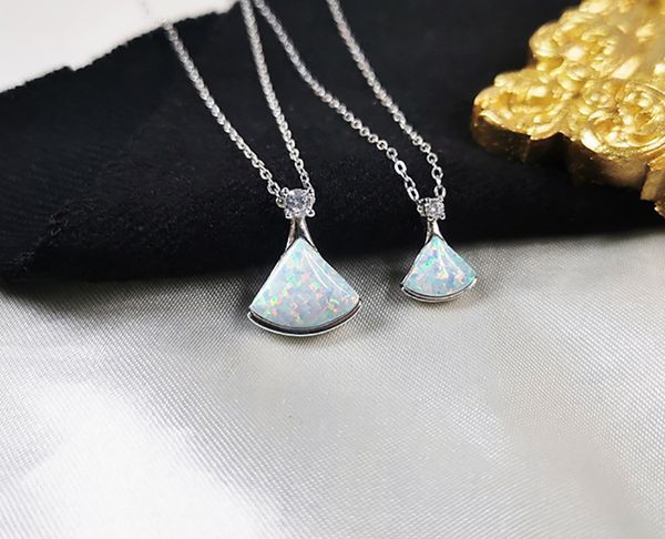 real s925 color beauty skirt sector jewelry necklace pendant chain rose gold fashion accessories jewel q1209, Bronze;silver
real s925 color beauty skirt sector jewelry necklace pendant chain rose gold fashion accessories jewel q1209, Bronze;silver