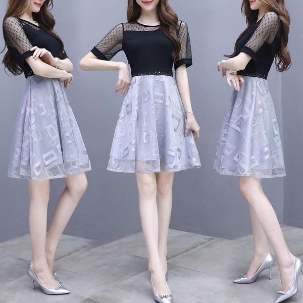 2019 new korean version of small fragrance lace temperament chiffon dress children's summer mid long fashion, Black;gray
2019 new korean version of small fragrance lace temperament chiffon dress children's summer mid long fashion, Black;gray