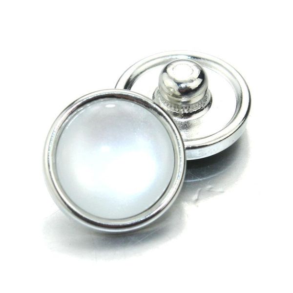 10pcs lot mix randomly round 12mm snap buttons with zinc alloy bottom for snaps bracelets fit boom life snaps jewelry 050709 h qylllj
10pcs lot mix randomly round 12mm snap buttons with zinc alloy bottom for snaps bracelets fit boom life snaps jewelry 050709 h qylllj