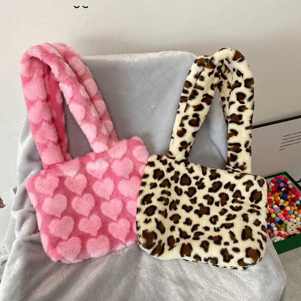 cross body 2021 spring winter fluffy shoulder bag women underarm bags leopard zebra plaid love heart pattern soft plush warm fur tote
cross body 2021 spring winter fluffy shoulder bag women underarm bags leopard zebra plaid love heart pattern soft plush warm fur tote