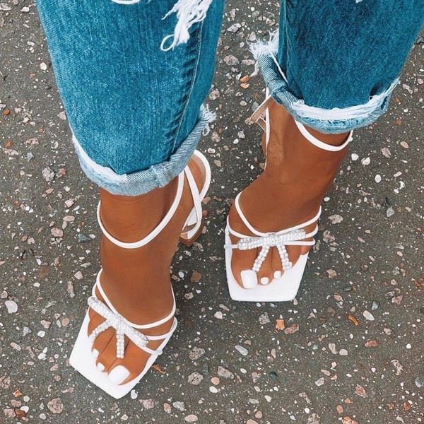 2021 new summer women sandals black white crystal bowtie ladies sandals open toe ankle strap high heels shoes woman footwear
2021 new summer women sandals black white crystal bowtie ladies sandals open toe ankle strap high heels shoes woman footwear