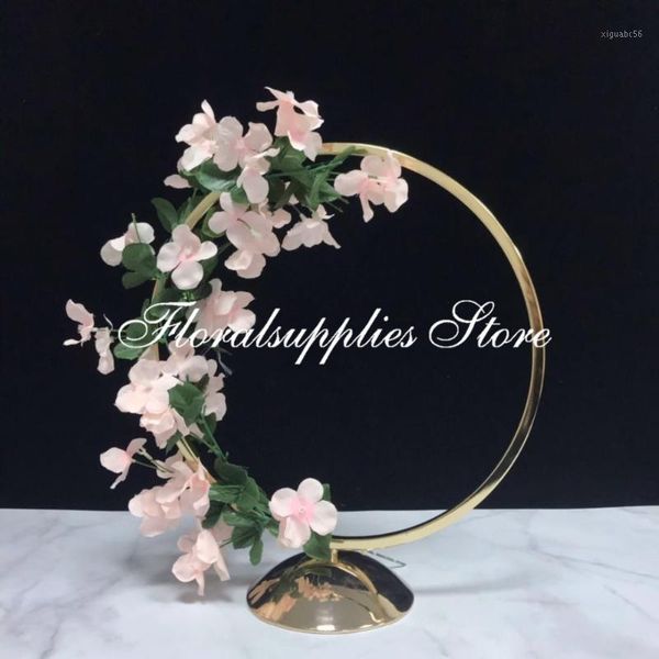 geometric wedding decor metal flower vase centerpiece stand floral decoration 10pcs/lot1
geometric wedding decor metal flower vase centerpiece stand floral decoration 10pcs/lot1