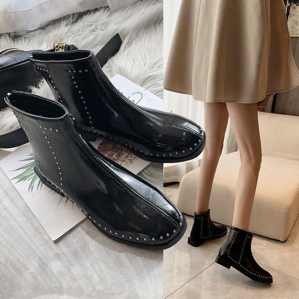 2021 studs ankle boots spring autumn single shoes flat shoes fashion handsome pointed women's fashion all-match boots, Black
2021 studs ankle boots spring autumn single shoes flat shoes fashion handsome pointed women's fashion all-match boots, Black