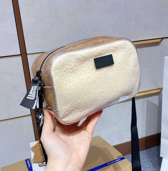 designer winter waterproof letter u saddle for women lambswool crossbody bag lady wide shoulder bags cell phone pocket purse
designer winter waterproof letter u saddle for women lambswool crossbody bag lady wide shoulder bags cell phone pocket purse